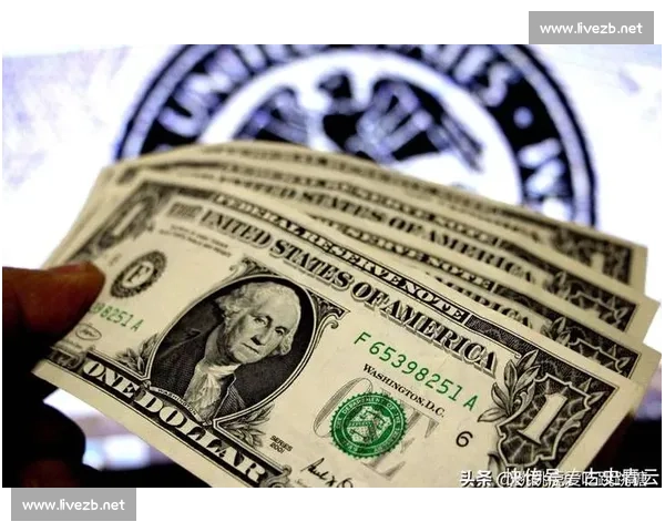 红牌罚下引发比赛局势逆转与球队战略调整的深度解析